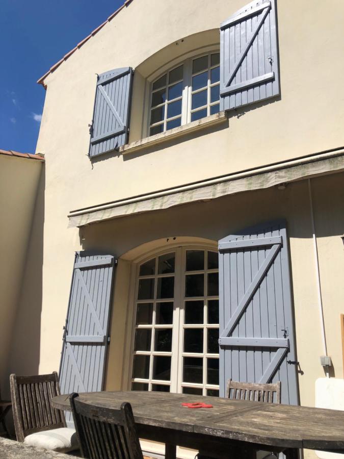 Magnifique Demeure Familiale Vila Castries Exterior foto